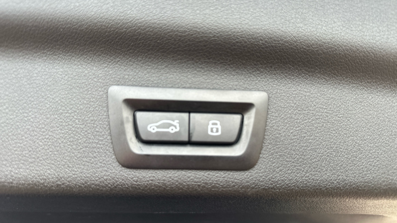 BMW X1 sDrive 20i MHT Sport 5dr Step Auto Petrol Estate